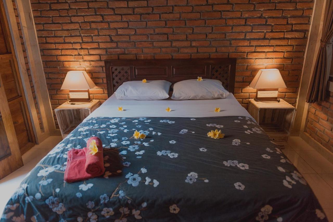Satria Bungalow Улувату Екстер'єр фото