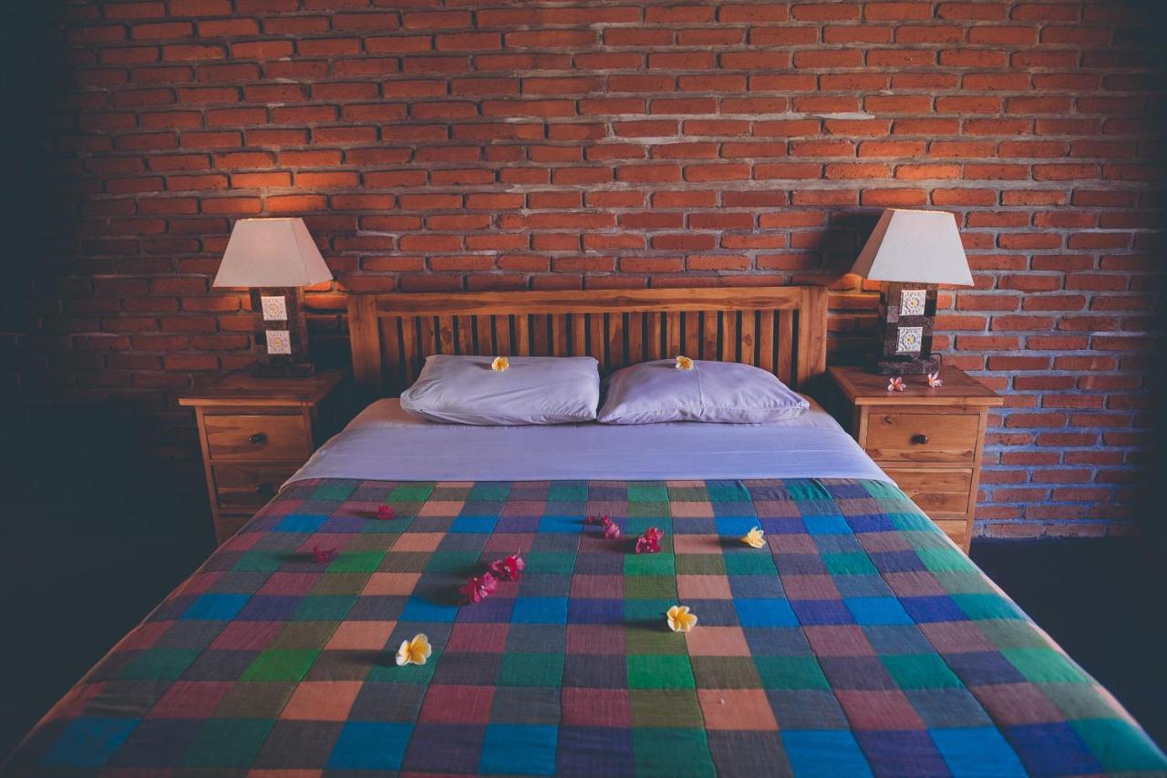 Satria Bungalow Улувату Екстер'єр фото