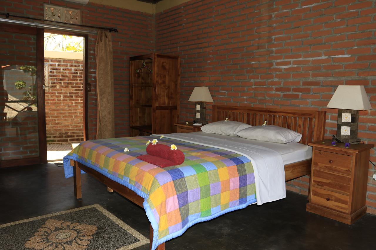 Satria Bungalow Улувату Екстер'єр фото